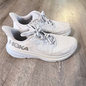 Hoka Clifton 9s